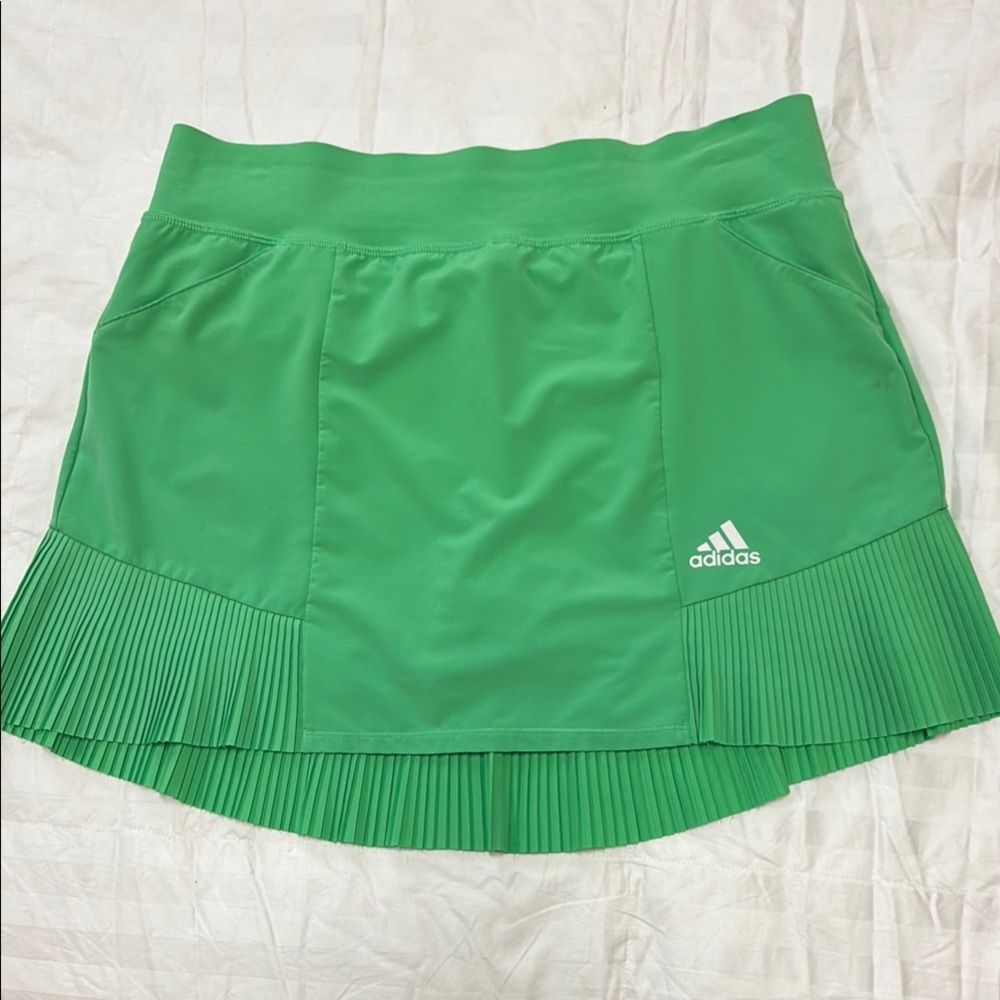 Adidas Green Women's Golf Skort-L
